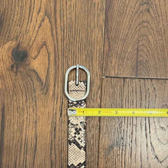 Reptile Patterned Tan Belt - Picture 7 of 7